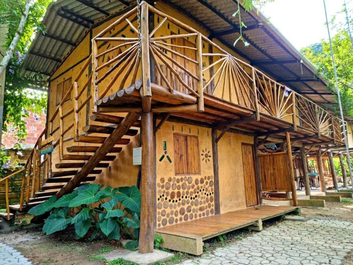 Villa Cambuca Surf Skate Ubatuba Exterior foto
